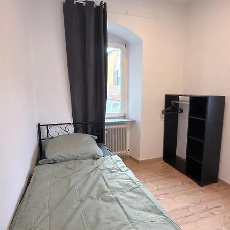 Apartman Great Location Near A93, A9 For Workers *