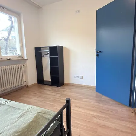 Great Location Near A93, A9 For Workers * Kirchenlamitz