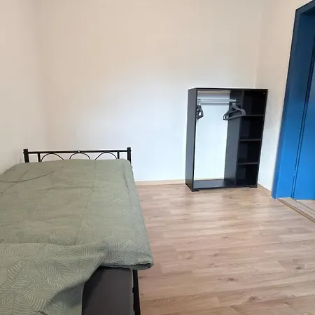 Great Location Near A93, A9 For Workers Apartman Kirchenlamitz